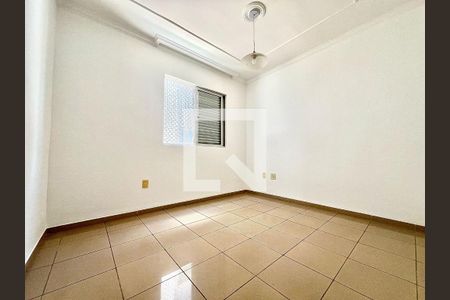 Apartamento à venda com 150m², 4 quartos e 4 vagasQuarto 3