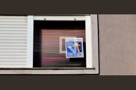 Apartamento à venda com 89m², 2 quartos e sem vagaAdesivo na Janela