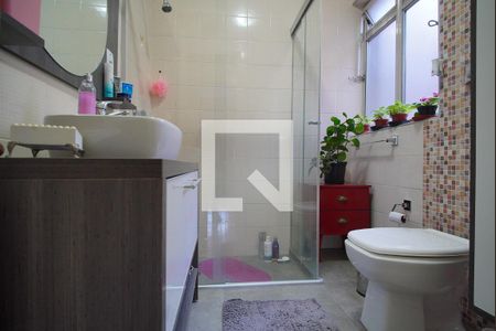 Apartamento à venda com 89m², 2 quartos e sem vagaBanheiro Corredor