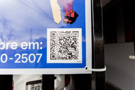 Casa à venda com 198m², 3 quartos e 2 vagasPlaquinha