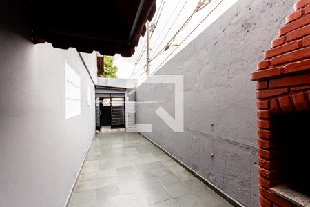Casa à venda com 198m², 3 quartos e 2 vagasQuintal