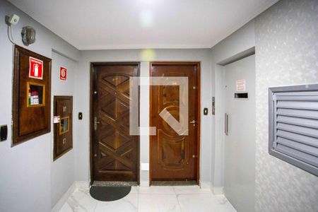 Apartamento à venda com 70m², 3 quartos e 1 vaga Apartamento à venda com 70m², 3 quartos e 1 vagaHall de entrada