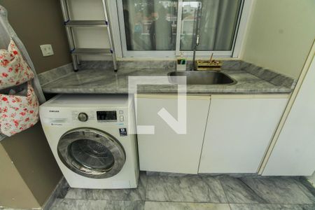 Apartamento à venda com 79m², 2 quartos e 1 vagaÁrea de Serviço