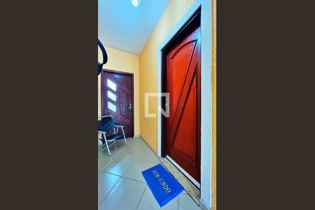 Casa à venda com 177m², 3 quartos e 4 vagasEntrada