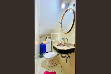 Casa à venda com 177m², 3 quartos e 4 vagasLavabo