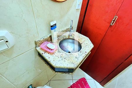 Casa à venda com 177m², 3 quartos e 4 vagasLavabo