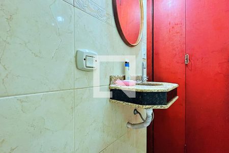 Casa à venda com 177m², 3 quartos e 4 vagasLavabo