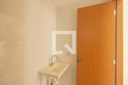 Apartamento para alugar com 44m², 2 quartos e 1 vagaDetalhe do Banheiro