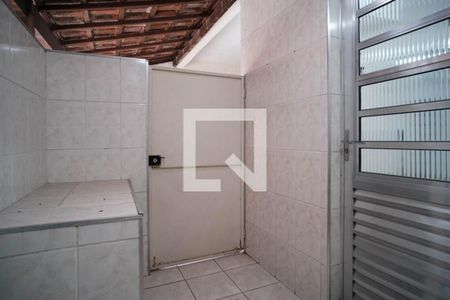 Casa de condomínio à venda com 103m², 3 quartos e 1 vagaÁrea de Serviço