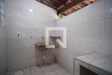 Casa de condomínio à venda com 103m², 3 quartos e 1 vagaÁrea de Serviço