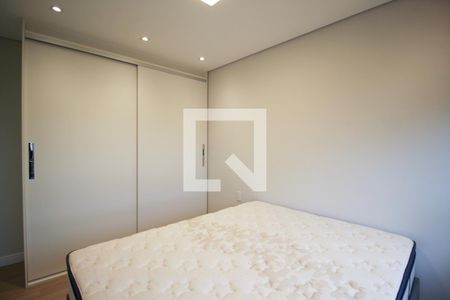Suíte  de apartamento para alugar com 2 quartos, 77m² em Indianópolis, São Paulo