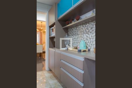 Apartamento à venda com 130m², 3 quartos e 2 vagas Apartamento à venda com 130m², 3 quartos e 2 vagasCozinha