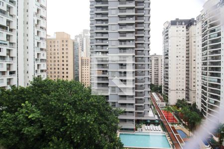 Vista de apartamento para alugar com 3 quartos, 120m² em Indianópolis, São Paulo