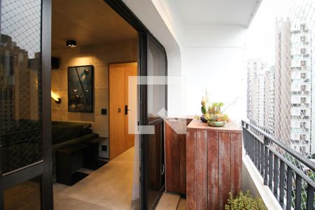 Varanda de apartamento para alugar com 3 quartos, 120m² em Indianópolis, São Paulo