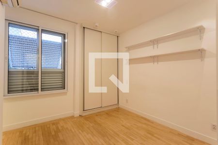 Quarto  de apartamento para alugar com 3 quartos, 110m² em Moema, São Paulo
