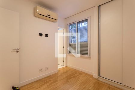 Quarto  de apartamento para alugar com 3 quartos, 110m² em Moema, São Paulo