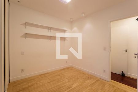 Quarto  de apartamento para alugar com 3 quartos, 110m² em Moema, São Paulo