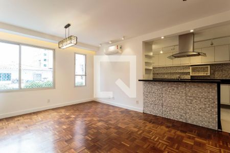 Sala  de apartamento para alugar com 3 quartos, 110m² em Moema, São Paulo