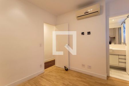 Quarto  de apartamento para alugar com 3 quartos, 110m² em Moema, São Paulo