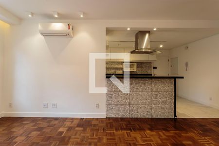 Sala  de apartamento para alugar com 3 quartos, 110m² em Moema, São Paulo