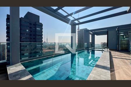 Studio à venda com 31m², 1 quarto e 1 vagaPiscina