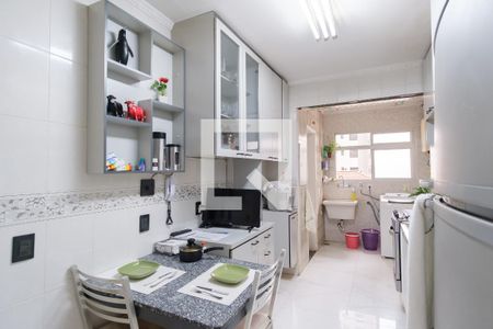 Apartamento à venda com 120m², 3 quartos e 2 vagasCozinha e Área de Serviço