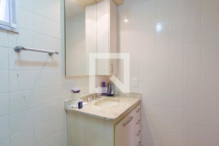 Apartamento à venda com 120m², 3 quartos e 2 vagasBanheiro da Suíte