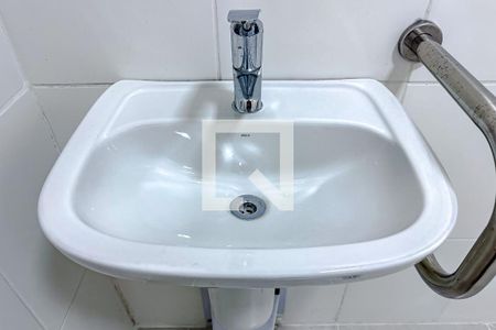 Banheiro de apartamento para alugar com 1 quarto, 40m² em Liberdade, São Paulo