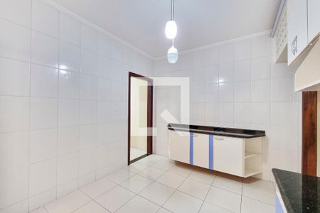 Casa para alugar com 150m², 3 quartos e 2 vagas Casa para alugar com 150m², 3 quartos e 2 vagasCozinha / Área de Serviço