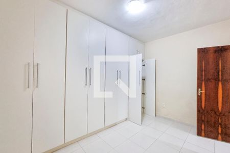 Casa para alugar com 150m², 3 quartos e 2 vagas Casa para alugar com 150m², 3 quartos e 2 vagasSuíte