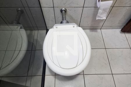 Casa para alugar com 150m², 3 quartos e 2 vagas Casa para alugar com 150m², 3 quartos e 2 vagasBanheiro