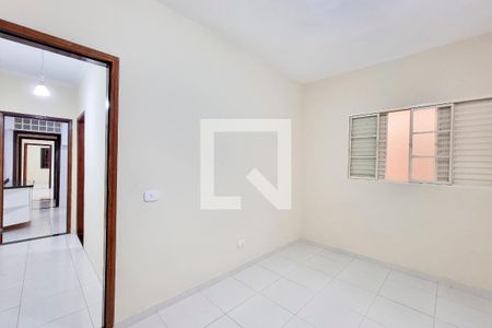 Casa para alugar com 150m², 3 quartos e 2 vagas Casa para alugar com 150m², 3 quartos e 2 vagasSuíte