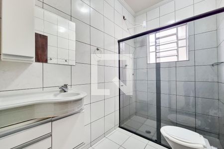 Casa para alugar com 150m², 3 quartos e 2 vagas Casa para alugar com 150m², 3 quartos e 2 vagasBanheiro