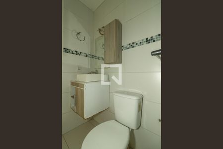 Casa de condomínio à venda com 81m², 2 quartos e 1 vaga Casa de condomínio à venda com 81m², 2 quartos e 1 vagaBanheiro