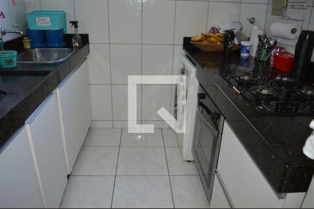 Apartamento à venda com 45m², 2 quartos e 1 vagaCozinha 