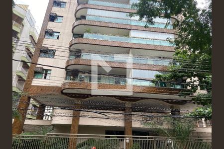 Apartamento à venda com 124m², 3 quartos e 2 vagasFachada