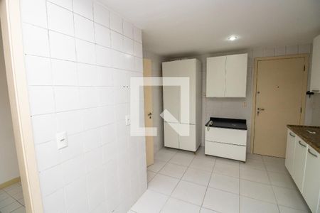 Apartamento à venda com 124m², 3 quartos e 2 vagasCozinha