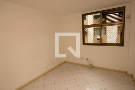 Apartamento à venda com 124m², 3 quartos e 2 vagasSuíte 2