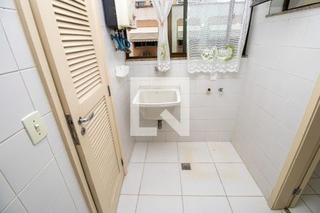 Apartamento à venda com 124m², 3 quartos e 2 vagasÁrea de Serviço