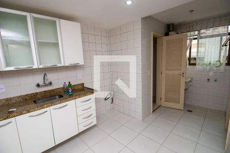 Apartamento à venda com 124m², 3 quartos e 2 vagasCozinha