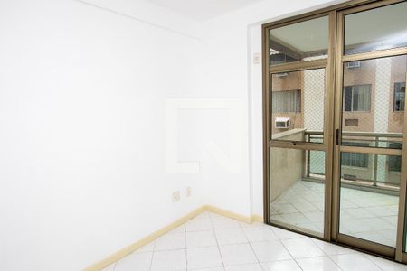 Apartamento à venda com 124m², 3 quartos e 2 vagasQuarto 