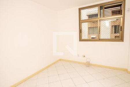 Apartamento à venda com 124m², 3 quartos e 2 vagasSuíte 2