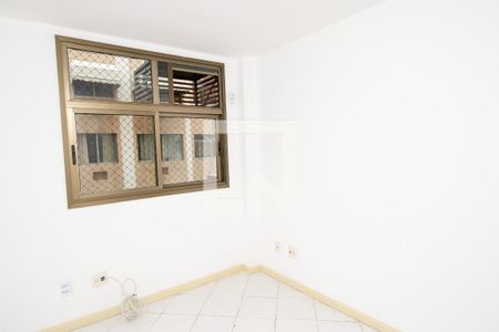 Apartamento à venda com 124m², 3 quartos e 2 vagasSuíte 2