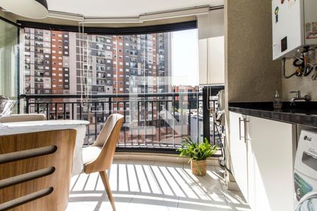 Apartamento à venda com 65m², 2 quartos e 2 vagasÁrea de Serviço