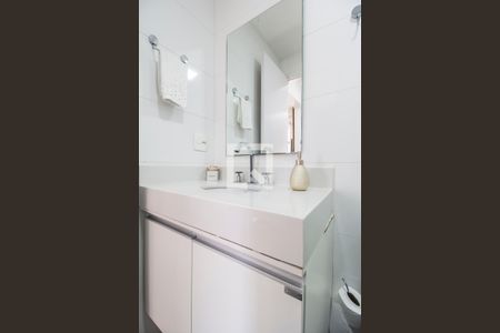 Apartamento à venda com 65m², 2 quartos e 2 vagasBanheiro 2