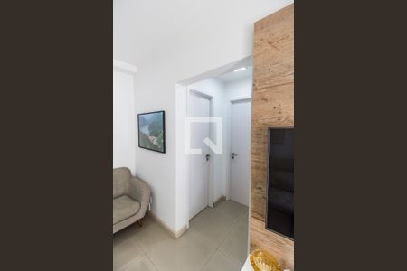 Apartamento à venda com 65m², 2 quartos e 2 vagasCorredor