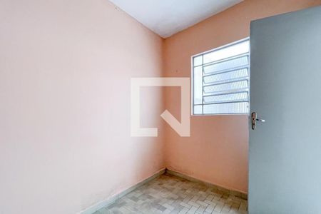 Casa à venda com 185m², 3 quartos e 2 vagas Casa à venda com 185m², 3 quartos e 2 vagasQuarto de Serviço