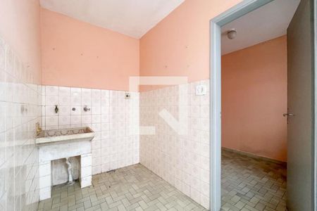 Casa à venda com 185m², 3 quartos e 2 vagas Casa à venda com 185m², 3 quartos e 2 vagasÁrea de Serviço