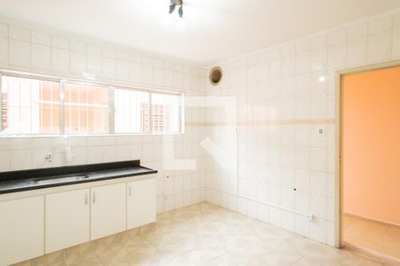 Casa à venda com 185m², 3 quartos e 2 vagas Casa à venda com 185m², 3 quartos e 2 vagasCozinha