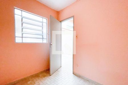 Casa à venda com 185m², 3 quartos e 2 vagas Casa à venda com 185m², 3 quartos e 2 vagasQuarto de Serviço